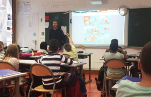 Dans le Pas-de-Calais, des enseignants, CPE et professeurs documentalistes ont pu expérimenter l’expo-quiz® en ligne « Mon futur au présent, parlons-en ! » sur le 1er semestre de l'année scolaire 2014/2015. Ils nous livrent leurs ressentis sur cet outil de débat numérique autour du bien-être au collège et au début de lycée.